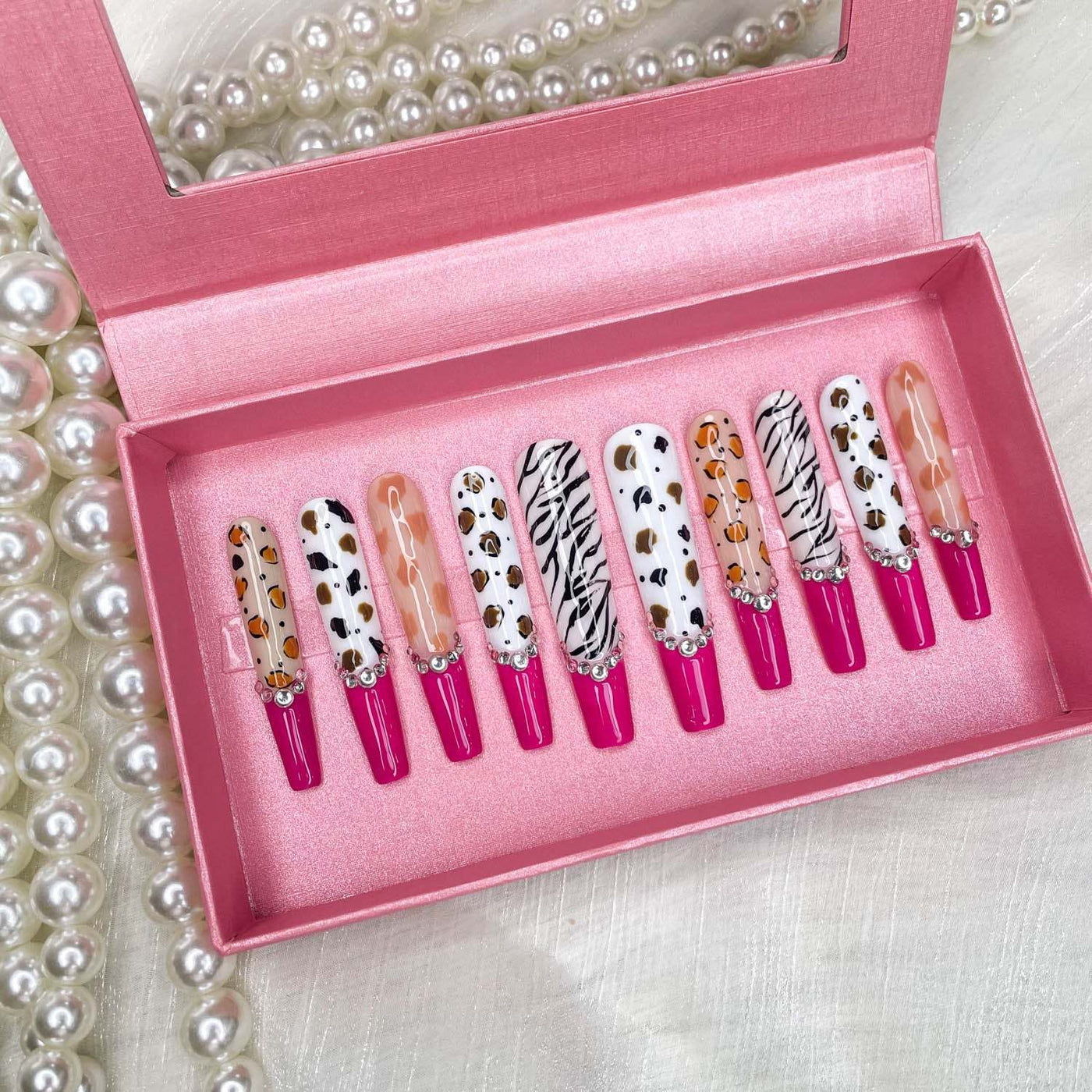 Designer Fashion 3D Hand-painted Nails ,Diamond Zebra